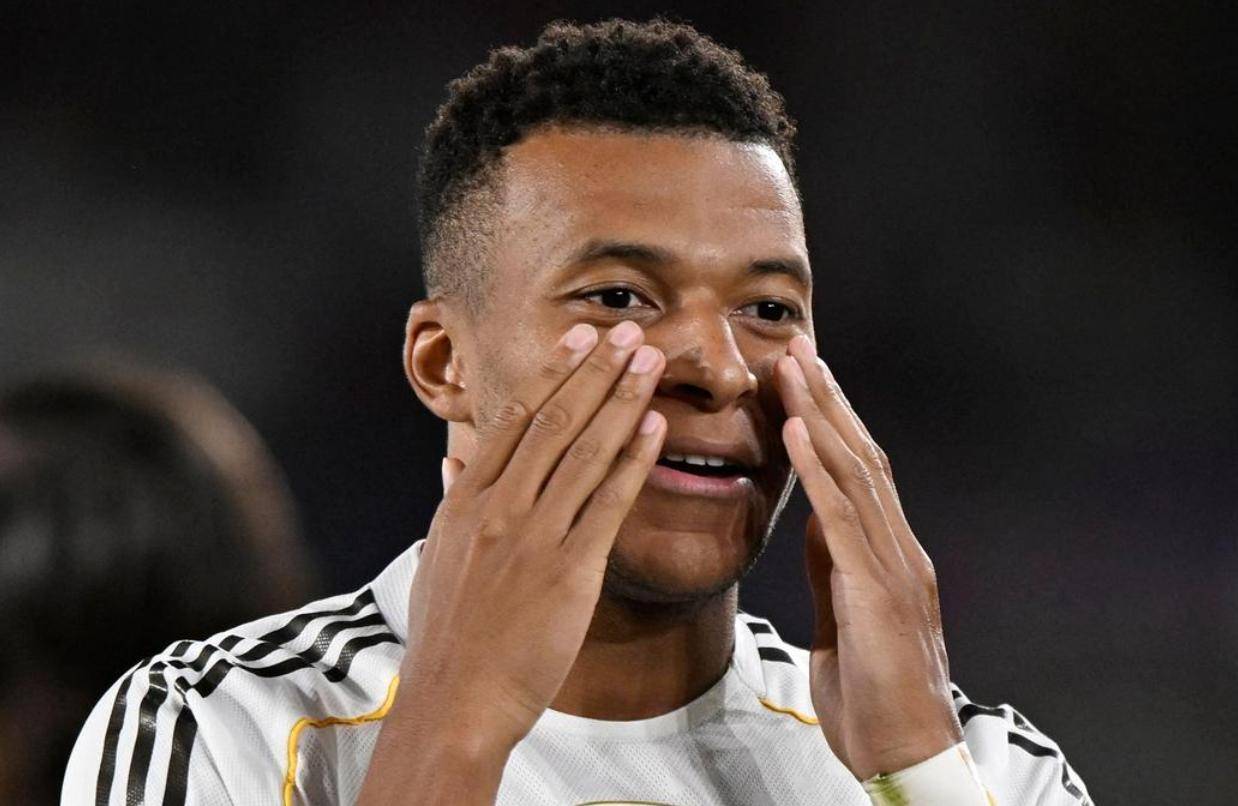 疯狂6连胜，西甲夺冠热门诞生，姆巴佩挡不住：梅开二度