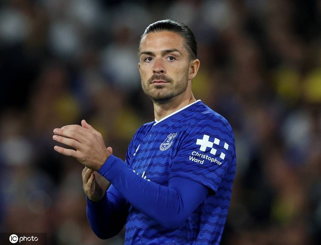 英超替补登场 格拉利什迎来埃弗顿生涯首秀
        
    英超替补登场 格拉利什迎来埃弗顿生涯首秀